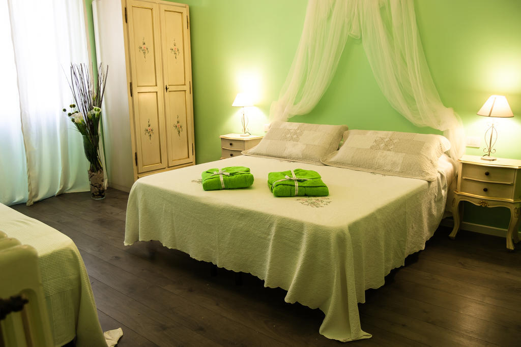 Bed and Breakfast Bric A Brac Florencja Pokój zdjęcie